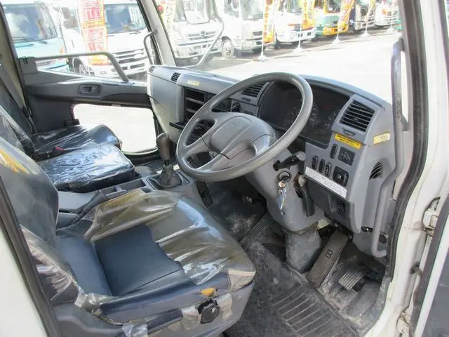 三菱 ファイター TKG-FK71F(2WD)の写真37