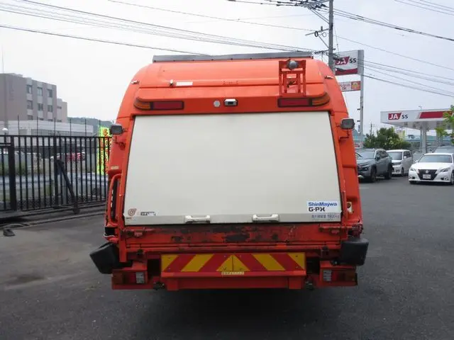 いすゞ フォワード TKG-FRR90S2(2WD)の写真8