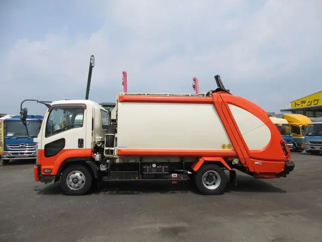 いすゞ フォワード TKG-FRR90S2(2WD)の写真9