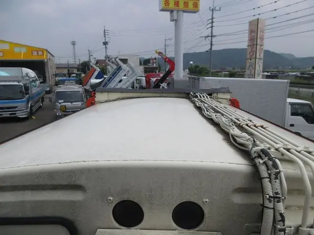 いすゞ フォワード TKG-FRR90S2(2WD)の写真12