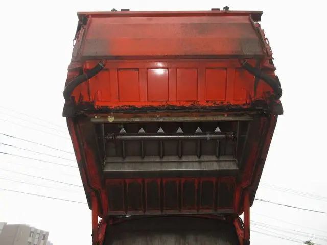 いすゞ フォワード TKG-FRR90S2(2WD)の写真14