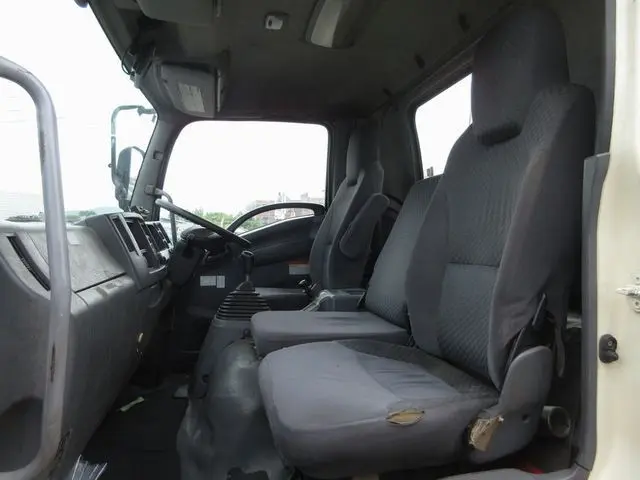 いすゞ フォワード TKG-FRR90S2(2WD)の写真36