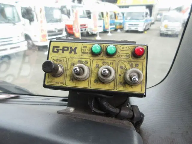 いすゞ フォワード TKG-FRR90S2(2WD)の写真37