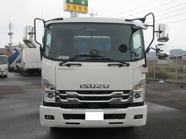 いすゞ フォワード 2RG-FRR90S2(2WD)の写真4