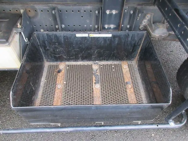 いすゞ フォワード 2RG-FRR90S2(2WD)の写真27