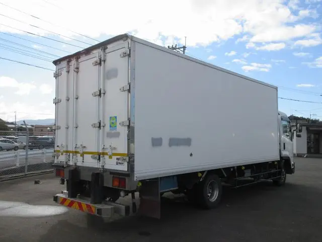 いすゞ フォワード TKG-FRR90T2(2WD)の写真2