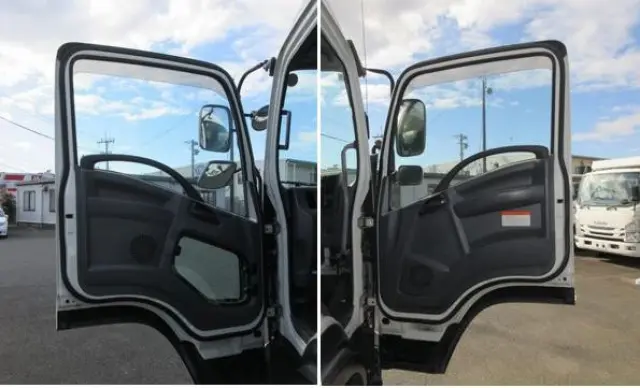 いすゞ フォワード TKG-FRR90T2(2WD)の写真29