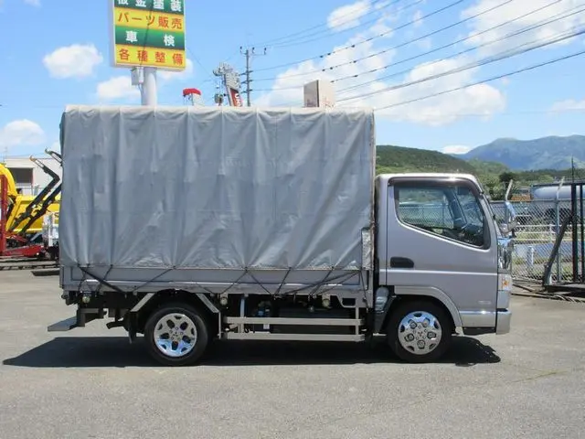 三菱 キャンター TPG-FBA20(2WD)の写真9