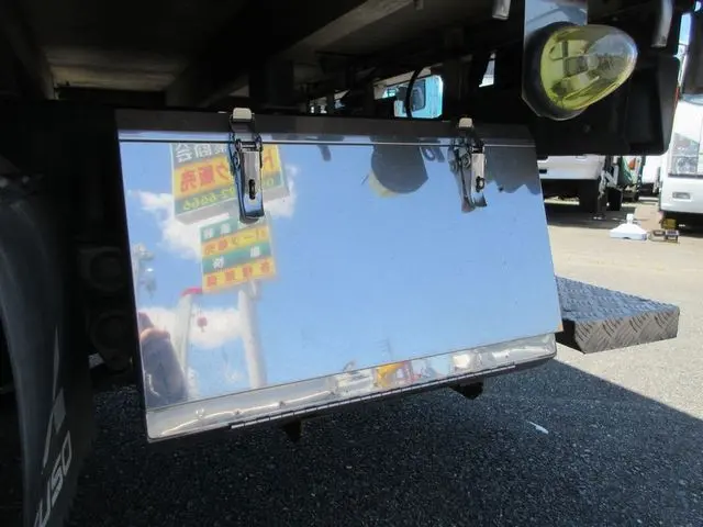 三菱 キャンター TPG-FBA20(2WD)の写真25