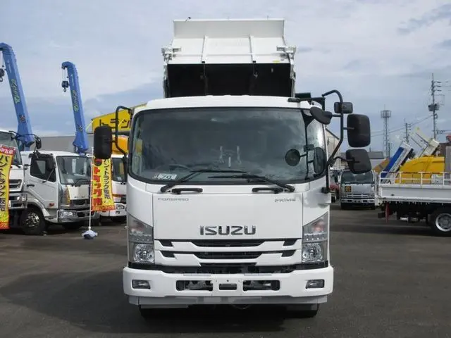 いすゞ フォワード 2RG-FRR90S2(2WD)の写真4