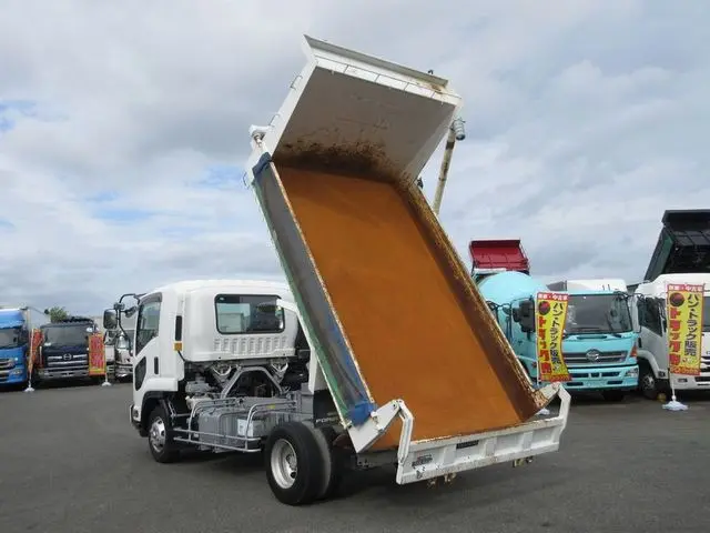 いすゞ フォワード 2RG-FRR90S2(2WD)の写真13
