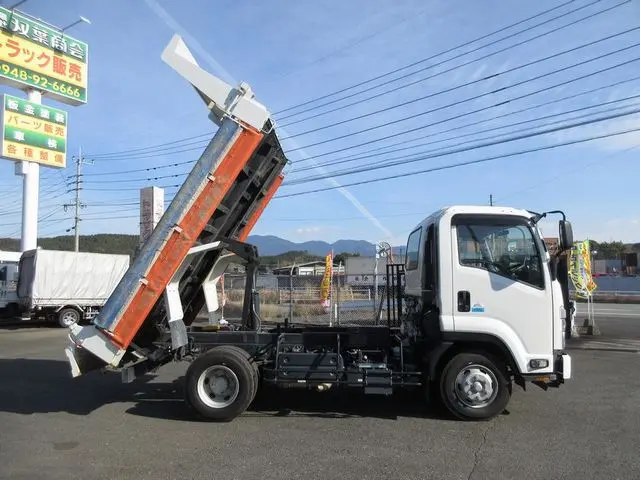 いすゞ フォワード 2PG-FRR90S1(2WD)の写真15