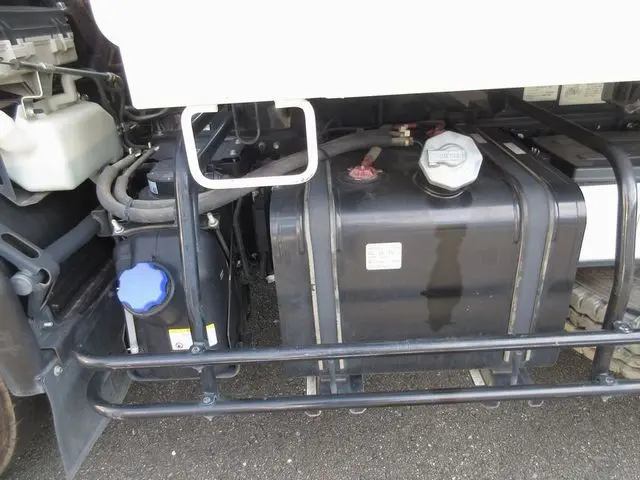 いすゞ フォワード 2PG-FRR90S1(2WD)の写真32