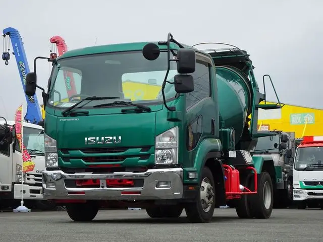 いすゞ フォワード 2PG-FRR90S1(2WD)の写真1
