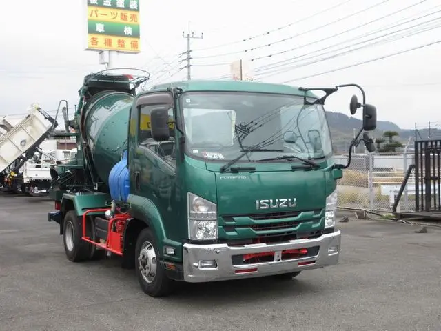 いすゞ フォワード 2PG-FRR90S1(2WD)の写真3