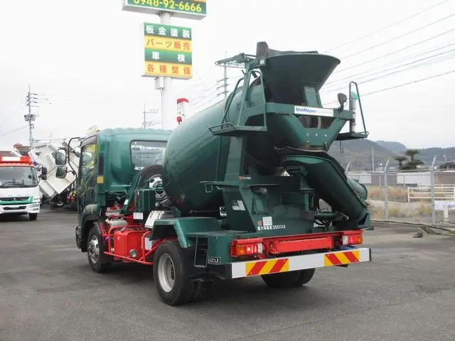 いすゞ フォワード 2PG-FRR90S1(2WD)の写真6