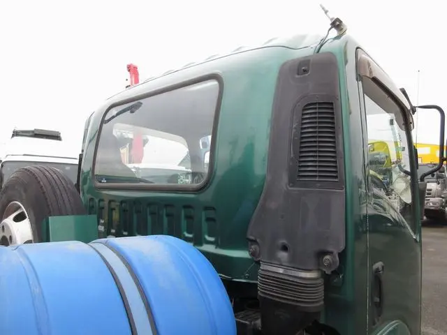 いすゞ フォワード 2PG-FRR90S1(2WD)の写真9