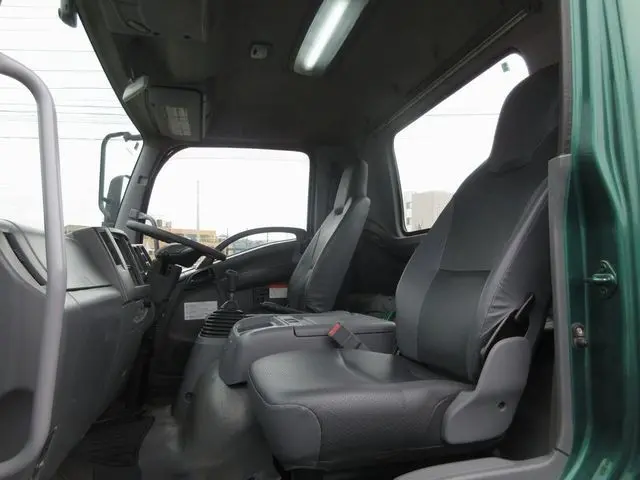 いすゞ フォワード 2PG-FRR90S1(2WD)の写真43