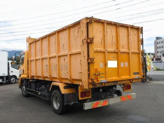 いすゞ フォワード 2RG-FRR90S2(2WD)の写真8