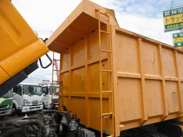 いすゞ フォワード 2RG-FRR90S2(2WD)の写真18