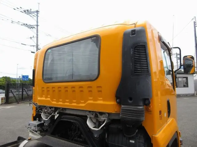 いすゞ フォワード 2RG-FRR90S2(2WD)の写真19