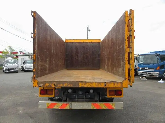 いすゞ フォワード 2RG-FRR90S2(2WD)の写真20