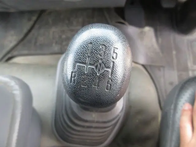 いすゞ フォワード 2RG-FRR90S2(2WD)の写真39