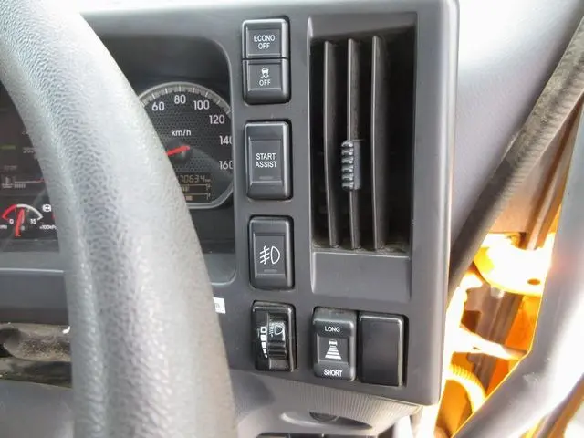 いすゞ フォワード 2RG-FRR90S2(2WD)の写真41