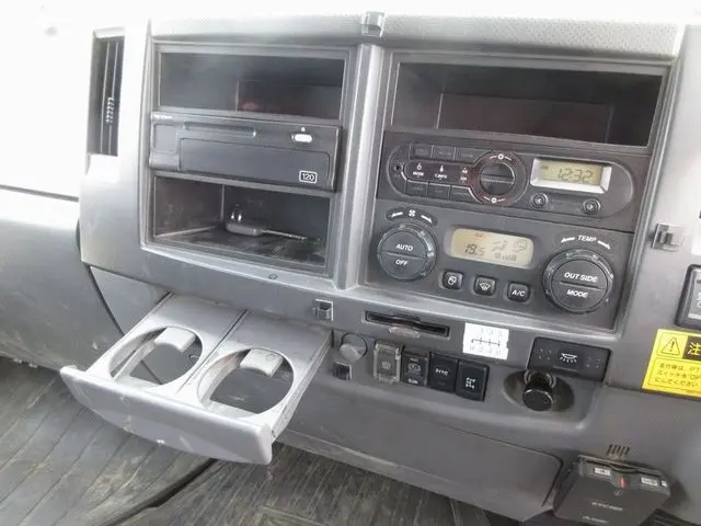 いすゞ フォワード 2RG-FRR90S2(2WD)の写真43