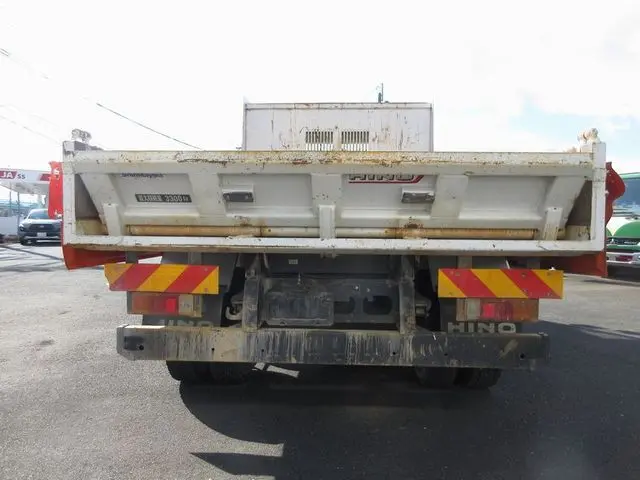 日野 レンジャー 2KG-FC2ABA(2WD)の写真8