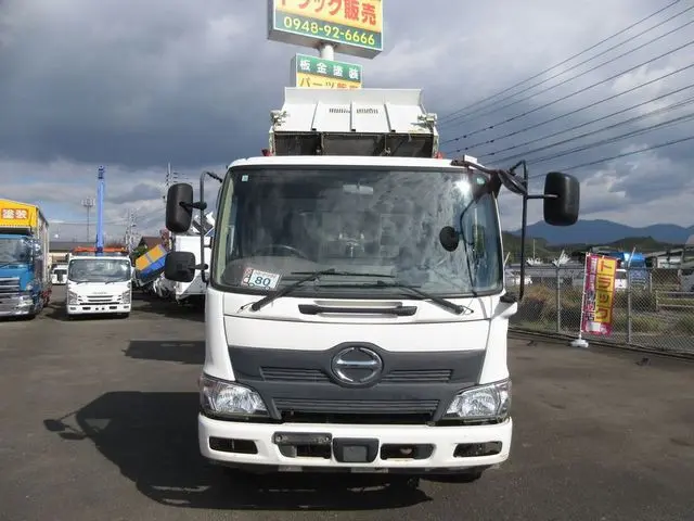日野 レンジャー 2KG-FC2ABA(2WD)の写真10
