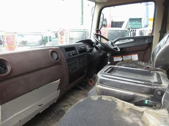 日野 レンジャー 2KG-FC2ABA(2WD)の写真39