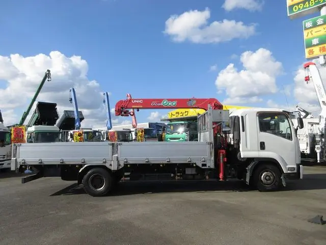 いすゞ フォワード TKG-FRR90S2(2WD)の写真9