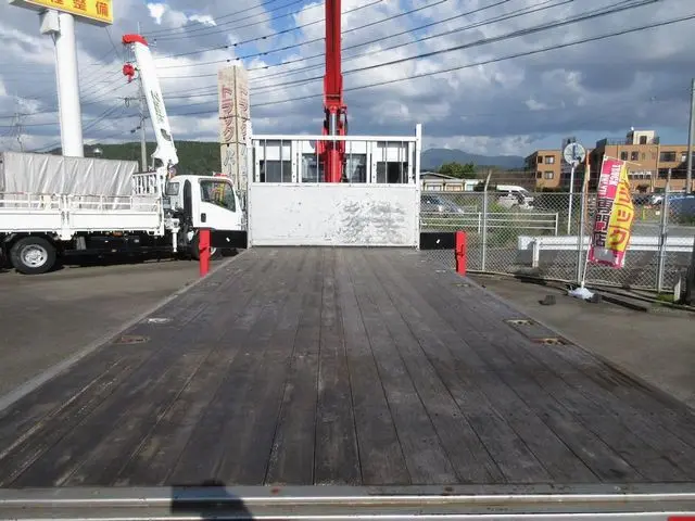 いすゞ フォワード TKG-FRR90S2(2WD)の写真12