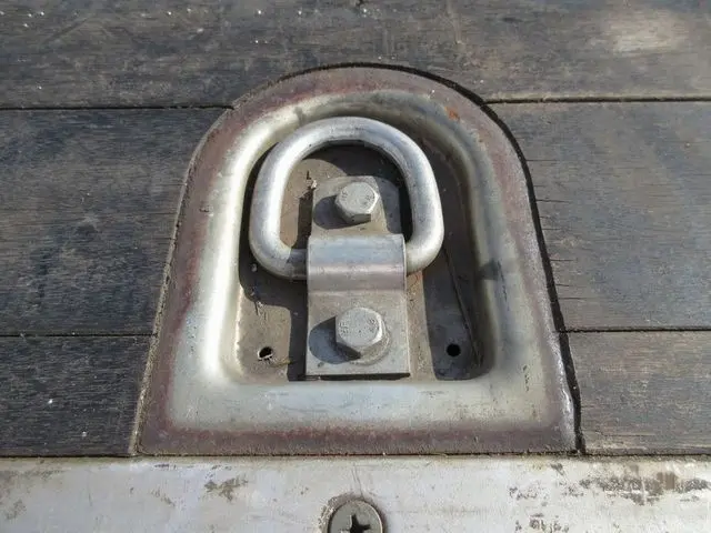 いすゞ フォワード TKG-FRR90S2(2WD)の写真14