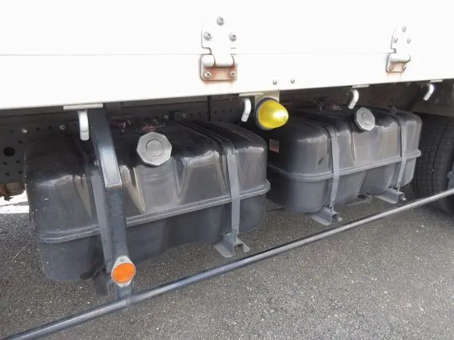 いすゞ フォワード TKG-FRR90S2(2WD)の写真25