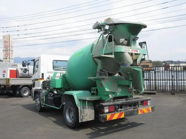 日野 レンジャー 2KG-FC2ABA(2WD)の写真2