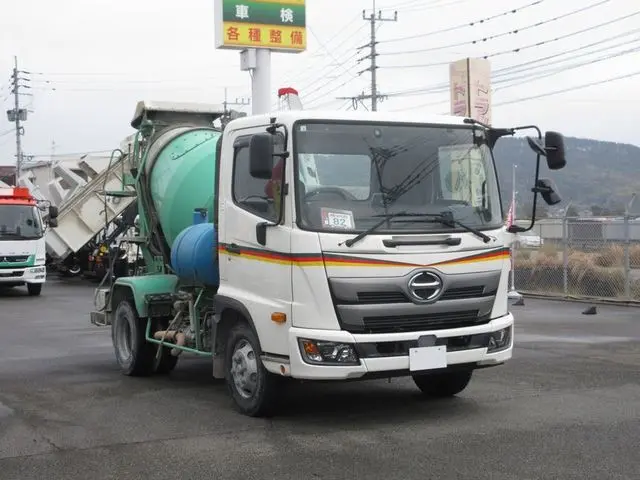 日野 レンジャー 2KG-FC2ABA(2WD)の写真3