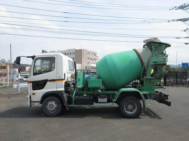 日野 レンジャー 2KG-FC2ABA(2WD)の写真8