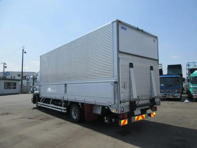 UD コンドル 2PG-BRR90T2(2WD)の写真8