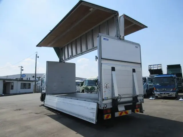 UD コンドル 2PG-BRR90T2(2WD)の写真18