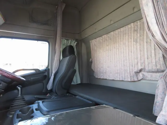 日野 レンジャー TPG-FD7JLAA(2WD)の写真44