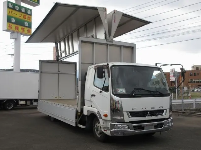 三菱 ファイター 2KG-FK64F(2WD)の写真3