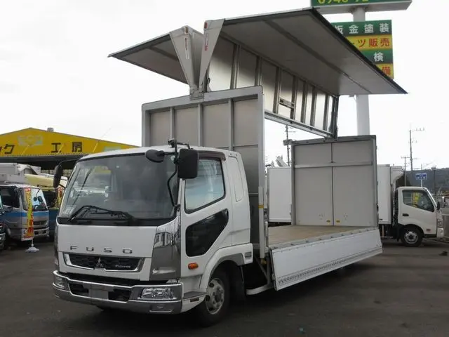 三菱 ファイター 2KG-FK64F(2WD)の写真12