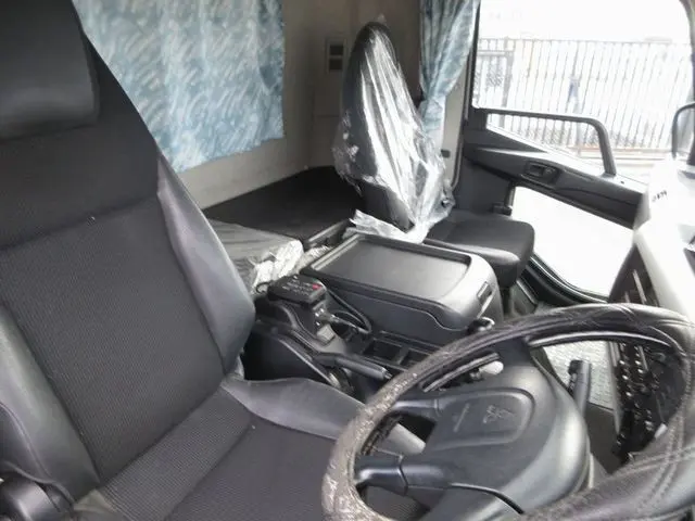 三菱 ファイター 2KG-FK64F(2WD)の写真35