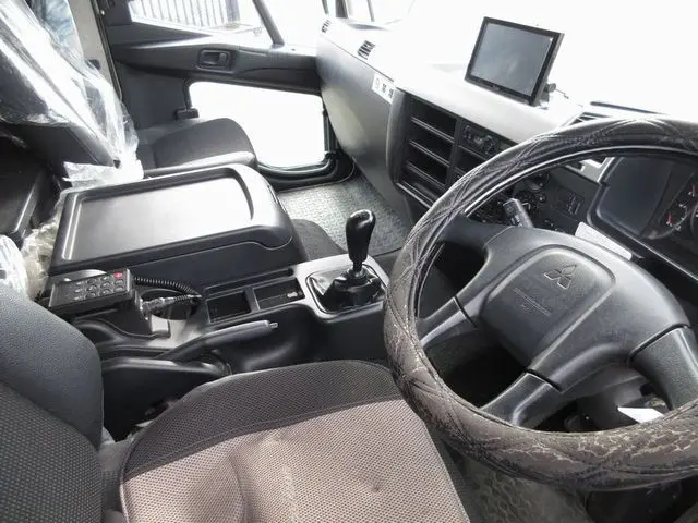 三菱 ファイター 2KG-FK64F(2WD)の写真36