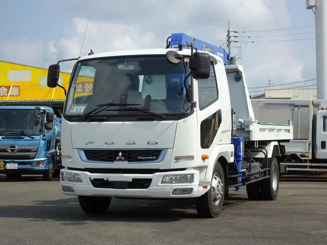 三菱 ファイター 2KG-FK62F(2WD)の写真1