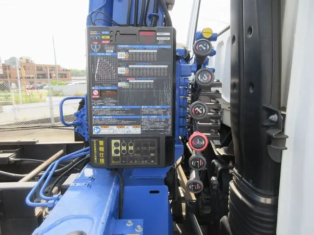 三菱 ファイター 2KG-FK62F(2WD)の写真22