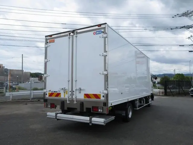 日野 レンジャー 2KG-FD2ABA(2WD)の写真2