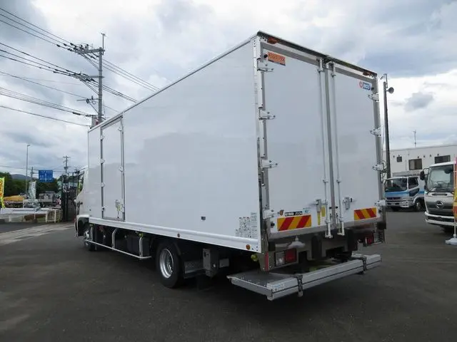 日野 レンジャー 2KG-FD2ABA(2WD)の写真6